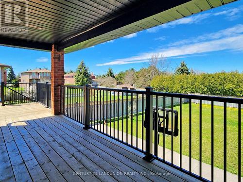 18 Ravenhill Crescent, Markham, ON - Outdoor With Deck Patio Veranda With Exterior