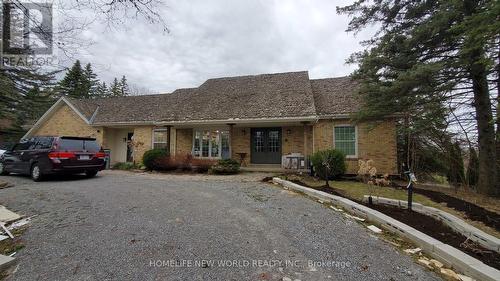 156 Hillcrest Drive, East Gwillimbury, ON - Outdoor