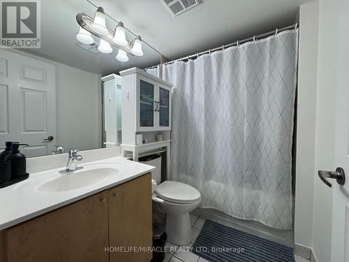 1715 - 710 Humberwood Boulevard, Toronto, ON - Indoor Photo Showing Bathroom