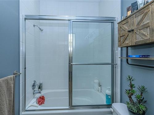 5-107 Atkins Rd, Salt Spring, BC - Indoor Photo Showing Bathroom