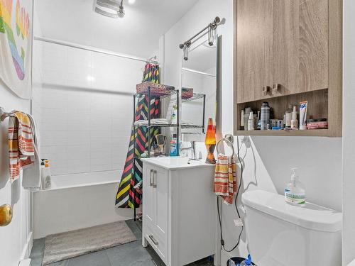 Bathroom - 3527  - 3533 Rue La Fontaine, Montréal (Mercier/Hochelaga-Maisonneuve), QC - Indoor