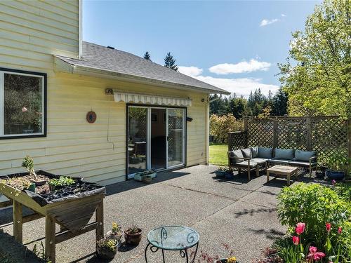 1590 Wilmot Ave, Shawnigan Lake, BC - Outdoor With Exterior