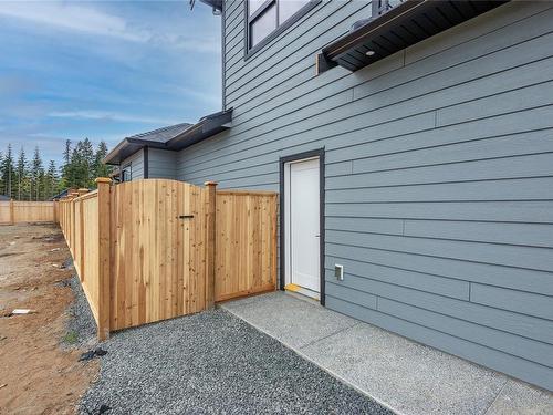 721 Beaver Creek Blvd, Campbell River, BC - Outdoor With Exterior