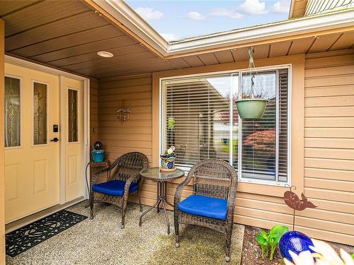 35-529 Johnstone Rd, Parksville, BC - Outdoor With Deck Patio Veranda With Exterior