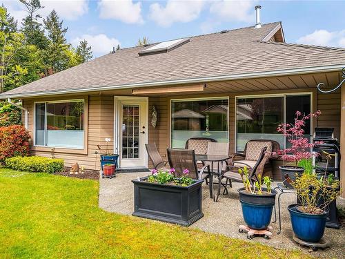 35-529 Johnstone Rd, Parksville, BC - Outdoor With Deck Patio Veranda