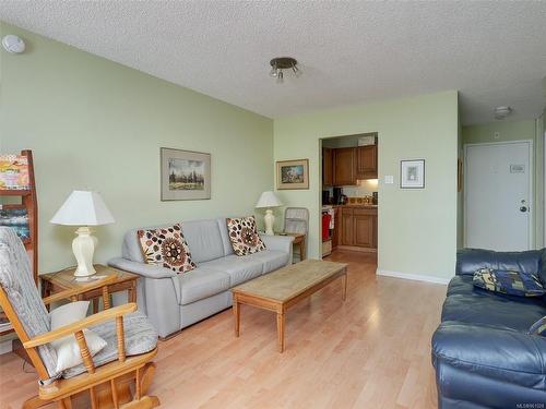 314-1149 Rockland Ave, Victoria, BC - Indoor Photo Showing Living Room