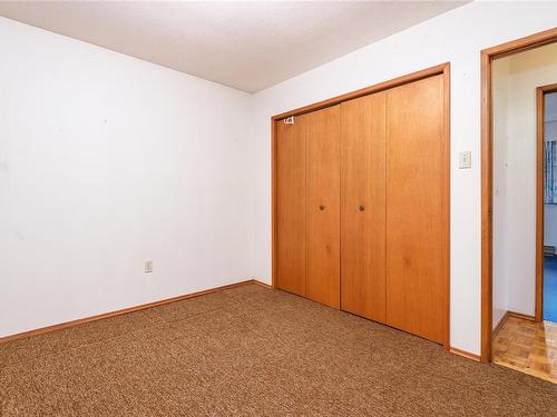3330 Egremont Rd, Cumberland, BC - Indoor Photo Showing Other Room