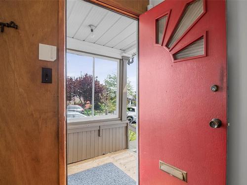 609 Prideaux St, Nanaimo, BC - Indoor