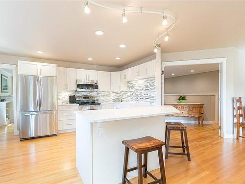 772 Treanor Ave, Langford, BC - Indoor Photo Showing Kitchen With Upgraded Kitchen