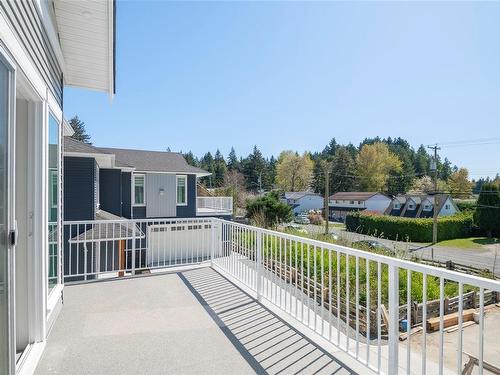 2466 Rosstown Rd, Nanaimo, BC - Outdoor With Exterior