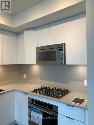 #4009 -20 Lombard St, Toronto, ON - Indoor Photo Showing Kitchen