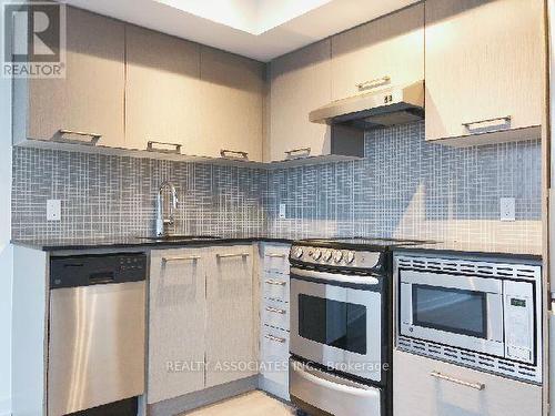 #1506 -87 Peter St, Toronto, ON - Indoor Photo Showing Kitchen With Upgraded Kitchen