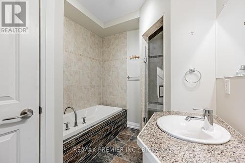 2 - 473 Dupont Street, Toronto, ON - Indoor Photo Showing Bathroom