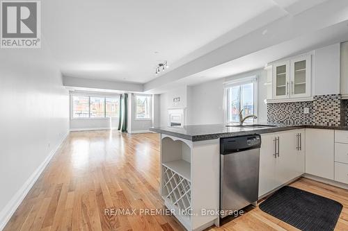 2 - 473 Dupont Street, Toronto, ON - Indoor Photo Showing Kitchen With Upgraded Kitchen