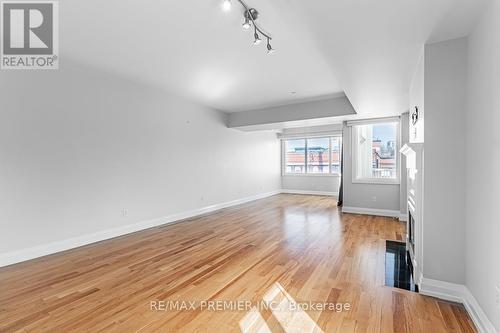 #2 -473 Dupont St, Toronto, ON - Indoor Photo Showing Other Room