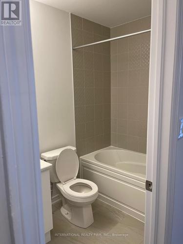 2019 Cameron Lott Cres, Oshawa, ON - Indoor Photo Showing Bathroom