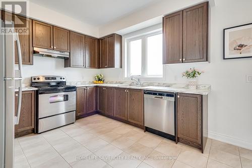 55 Union Boulevard, Wasaga Beach, ON - Indoor Photo Showing Kitchen With Stainless Steel Kitchen