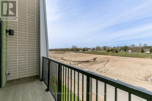 #404 -6 Spice Way, Barrie, ON - Outdoor With Balcony With View