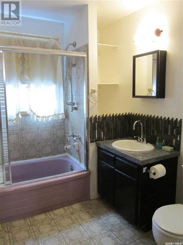 716 Birch Avenue, Tobin Lake, SK - Indoor Photo Showing Bathroom
