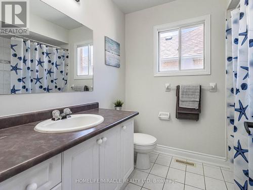 15 Flatlands Way, Brampton, ON - Indoor Photo Showing Bathroom