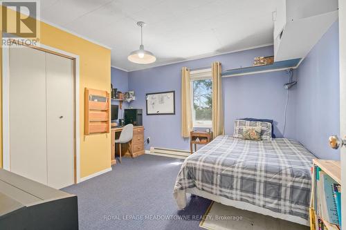 16651 Leslie Hill, Halton Hills, ON - Indoor Photo Showing Bedroom