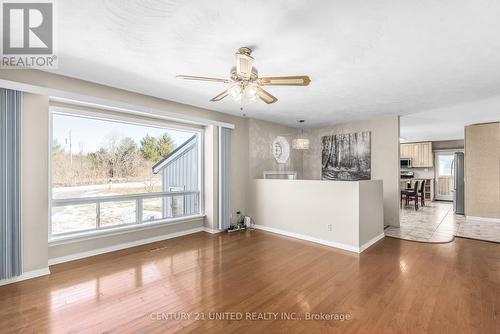 225 Pleasant Pt Rd, Kawartha Lakes, ON - Indoor Photo Showing Other Room