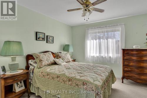 130 Victoria Avenue N, Kawartha Lakes, ON - Indoor Photo Showing Bedroom
