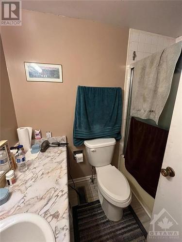 45 Miranda Private Unit#408, Ottawa, ON - Indoor Photo Showing Bathroom