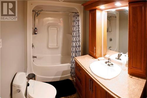 Main Floor Bathroom - With Heated Bidet Seat ! - 450 Marc Andre Street, Hawkesbury, ON - Indoor Photo Showing Bathroom