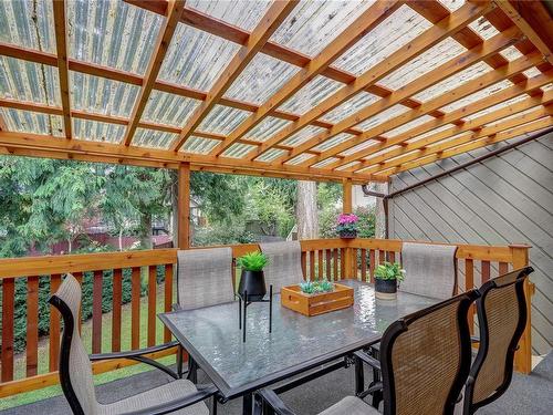 5758 Broadway Rd, Nanaimo, BC -  With Deck Patio Veranda With Exterior