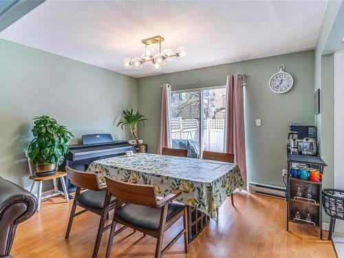 6-3570 Norwell Dr, Nanaimo, BC - Indoor Photo Showing Dining Room