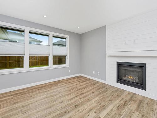 1023 Englewood Ave, Langford, BC - Indoor Photo Showing Living Room With Fireplace