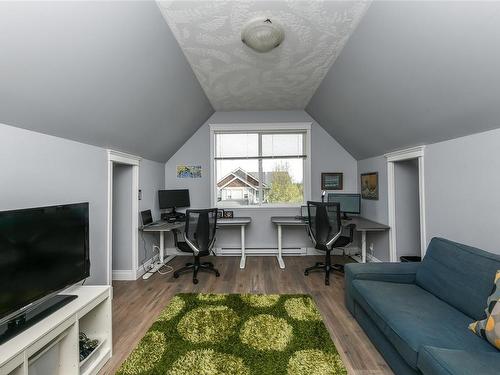 2685 Rydal Ave, Cumberland, BC - Indoor Photo Showing Office