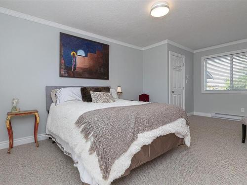 9559 Lapwing Pl, Sidney, BC - Indoor Photo Showing Bedroom