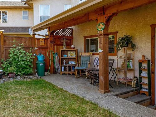 9559 Lapwing Pl, Sidney, BC - Outdoor With Deck Patio Veranda
