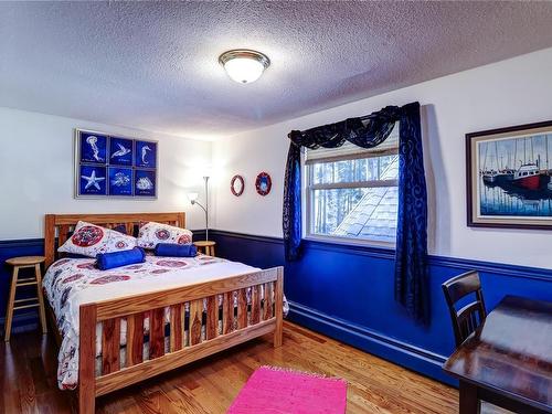 701 Nimpkish Heights Rd, Hyde Creek, BC - Indoor Photo Showing Bedroom