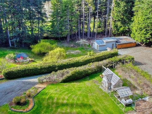 701 Nimpkish Heights Rd, Hyde Creek, BC - Outdoor With Backyard