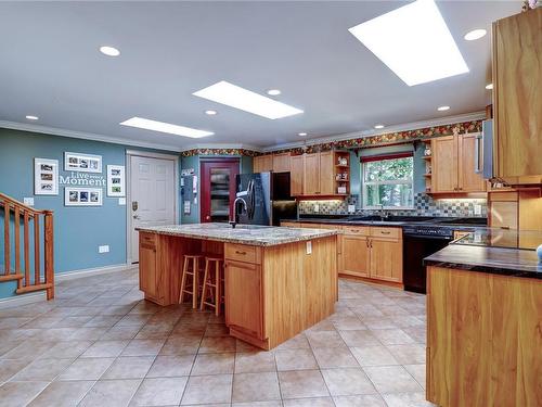 701 Nimpkish Heights Rd, Hyde Creek, BC - Indoor Photo Showing Kitchen