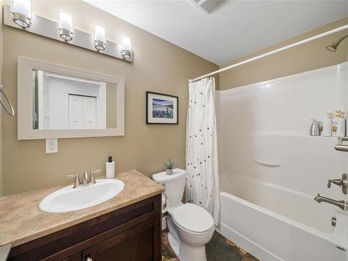3818 Trailhead Dr, Sooke, BC - Indoor Photo Showing Bathroom