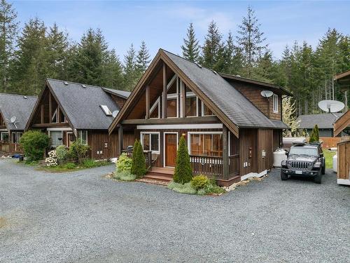 3818 Trailhead Dr, Sooke, BC - Outdoor With Facade