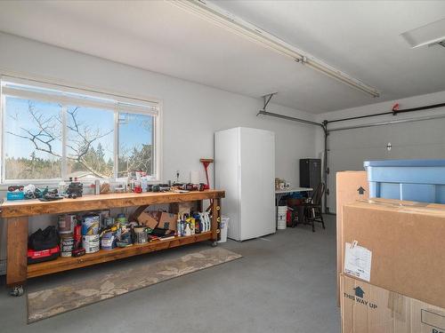 445 Fourneau Way, Parksville, BC - Indoor Photo Showing Garage