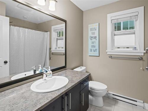 974 Tayberry Terr, Langford, BC - Indoor Photo Showing Bathroom