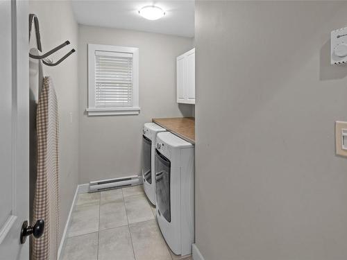 974 Tayberry Terr, Langford, BC - Indoor Photo Showing Laundry Room