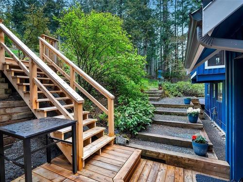 7987 Stoney Hill Rd, Duncan, BC - Outdoor With Deck Patio Veranda With Exterior