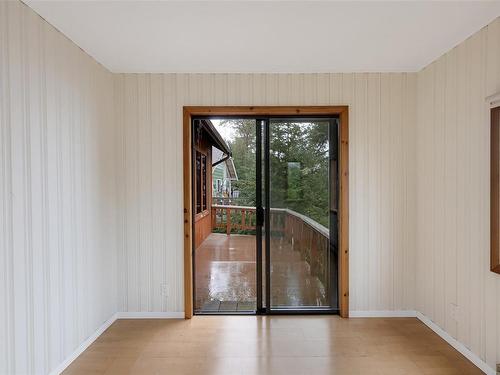 2271 Stevenson Rd, Shawnigan Lake, BC - Indoor Photo Showing Other Room