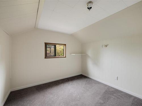 2271 Stevenson Rd, Shawnigan Lake, BC - Indoor Photo Showing Other Room