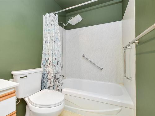206-3160 Irma St, Victoria, BC - Indoor Photo Showing Bathroom