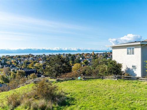 1357/1359 Bond St, Victoria, BC - Outdoor With View