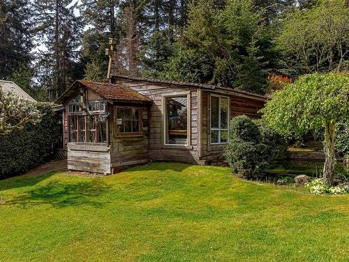 5447 Fowler Rd, Saanich, BC - Outdoor