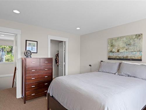 4-9624 Lakeshore Rd, Port Alberni, BC - Indoor Photo Showing Bedroom